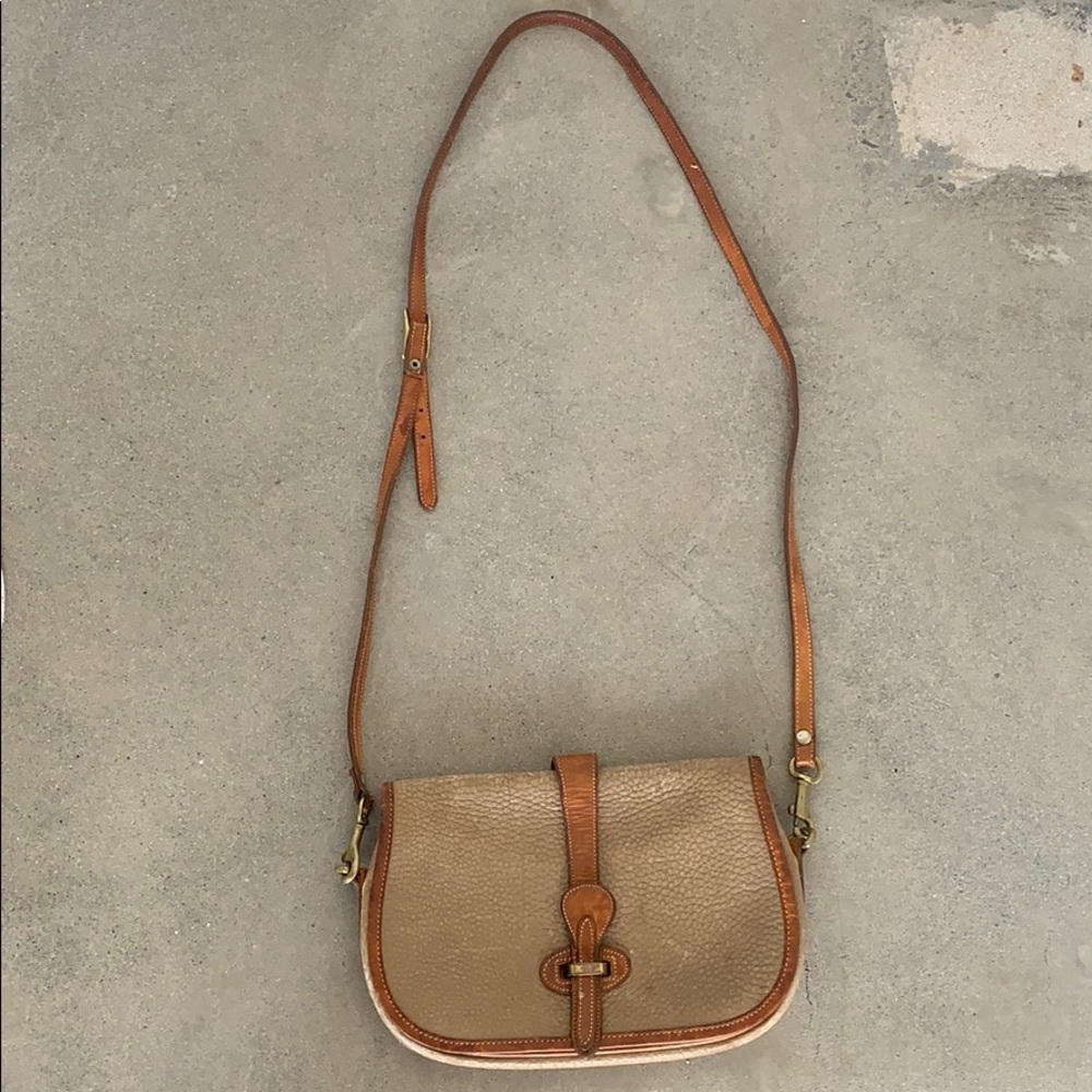 Vintage Dooney&Burke cross body *Authentic